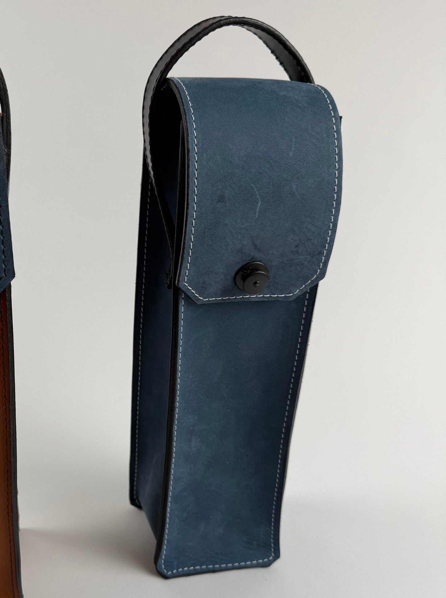 Leather Wine Tote / Scotch or Whiskey Tote - Handmade
