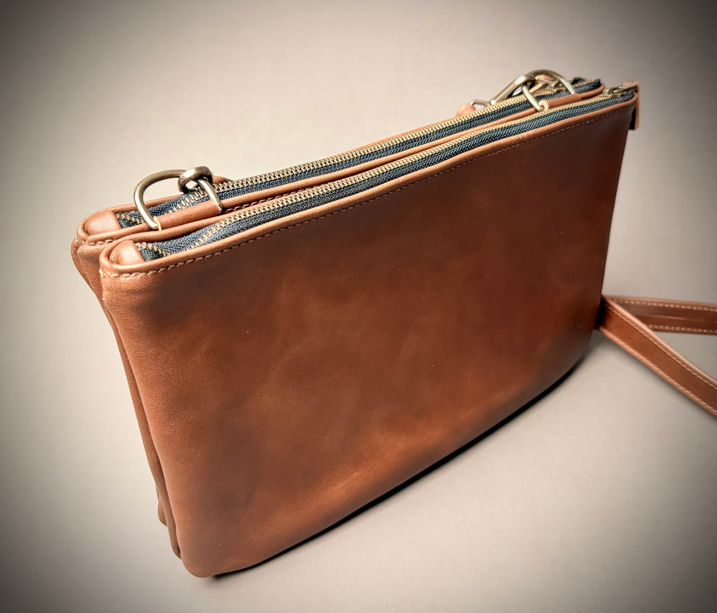 Dual-zipper crossbody bag - Horween leather (prototype)