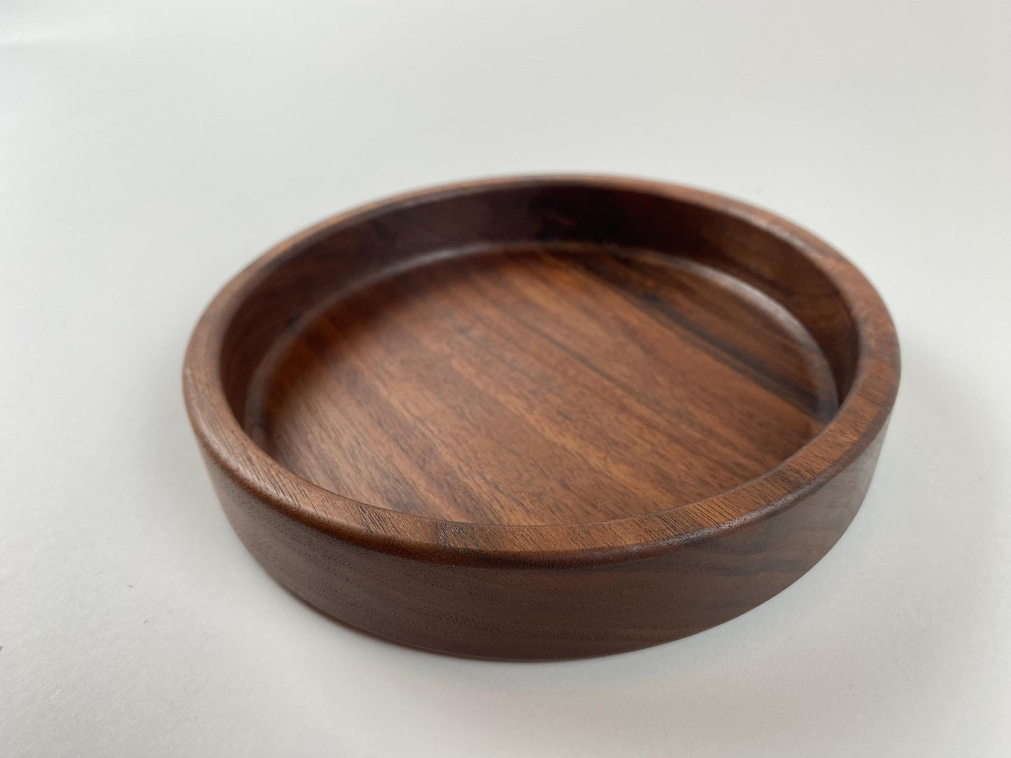 Walnut bowl/tray/coaster - medium - handmade router bowl