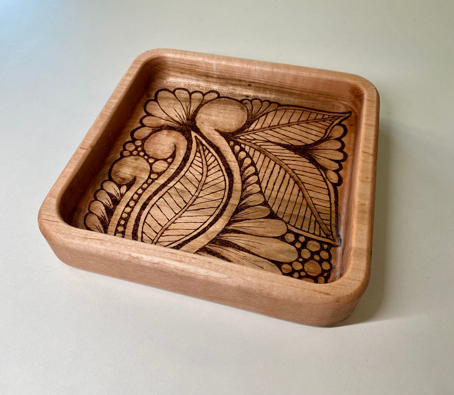 Handmade Keepsake/Valet Tray - Zentangle Design - Hand Drawn (no lasers) - Woodburned (Pyrography)