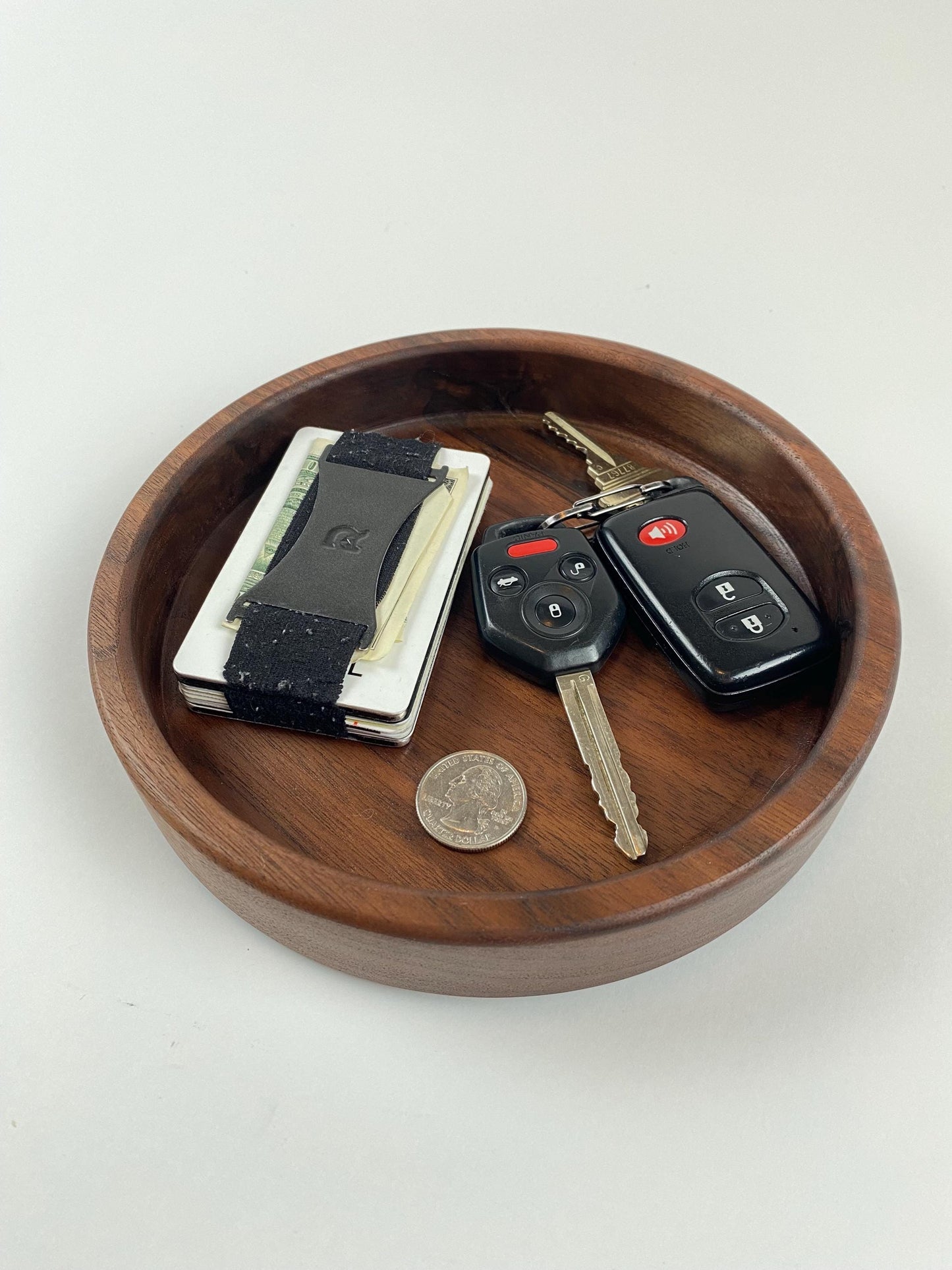 Walnut bowl/tray/coaster - medium - handmade router bowl