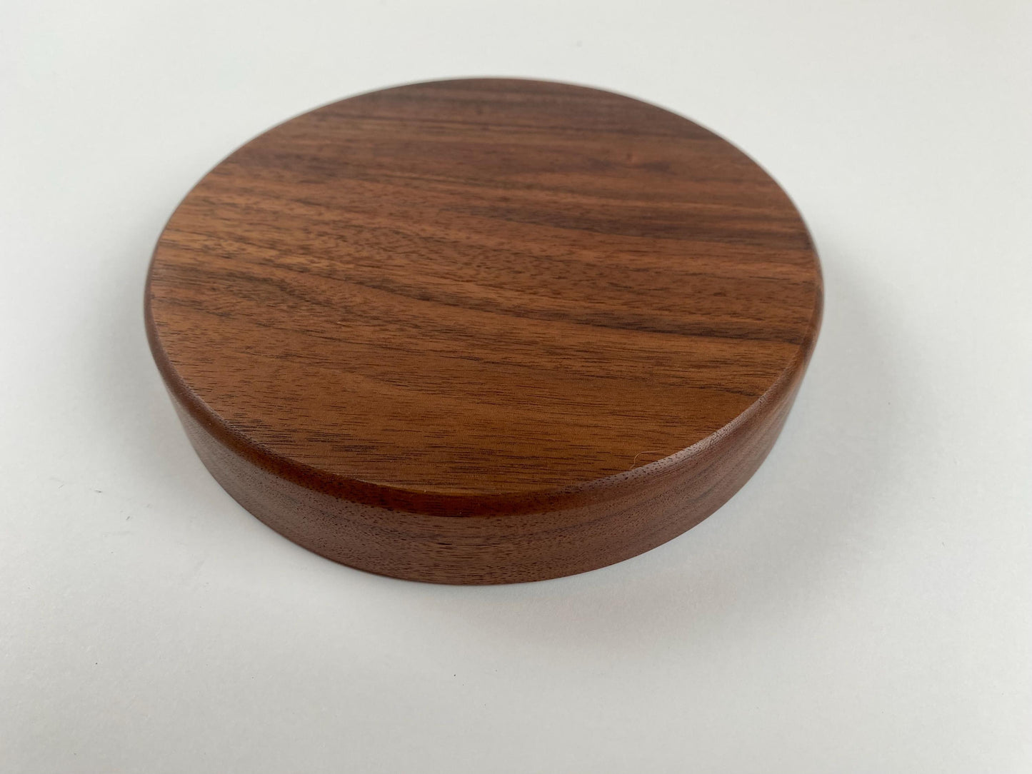 Walnut bowl/tray/coaster - medium - handmade router bowl