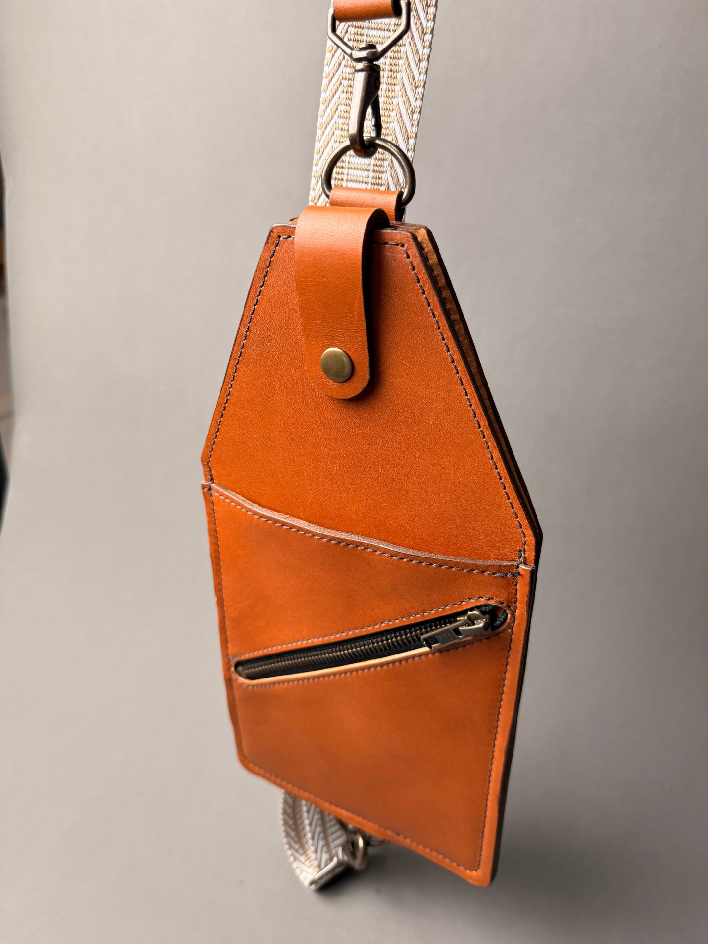 Sling bag / Crossbody bag - Horween leather (prototype)