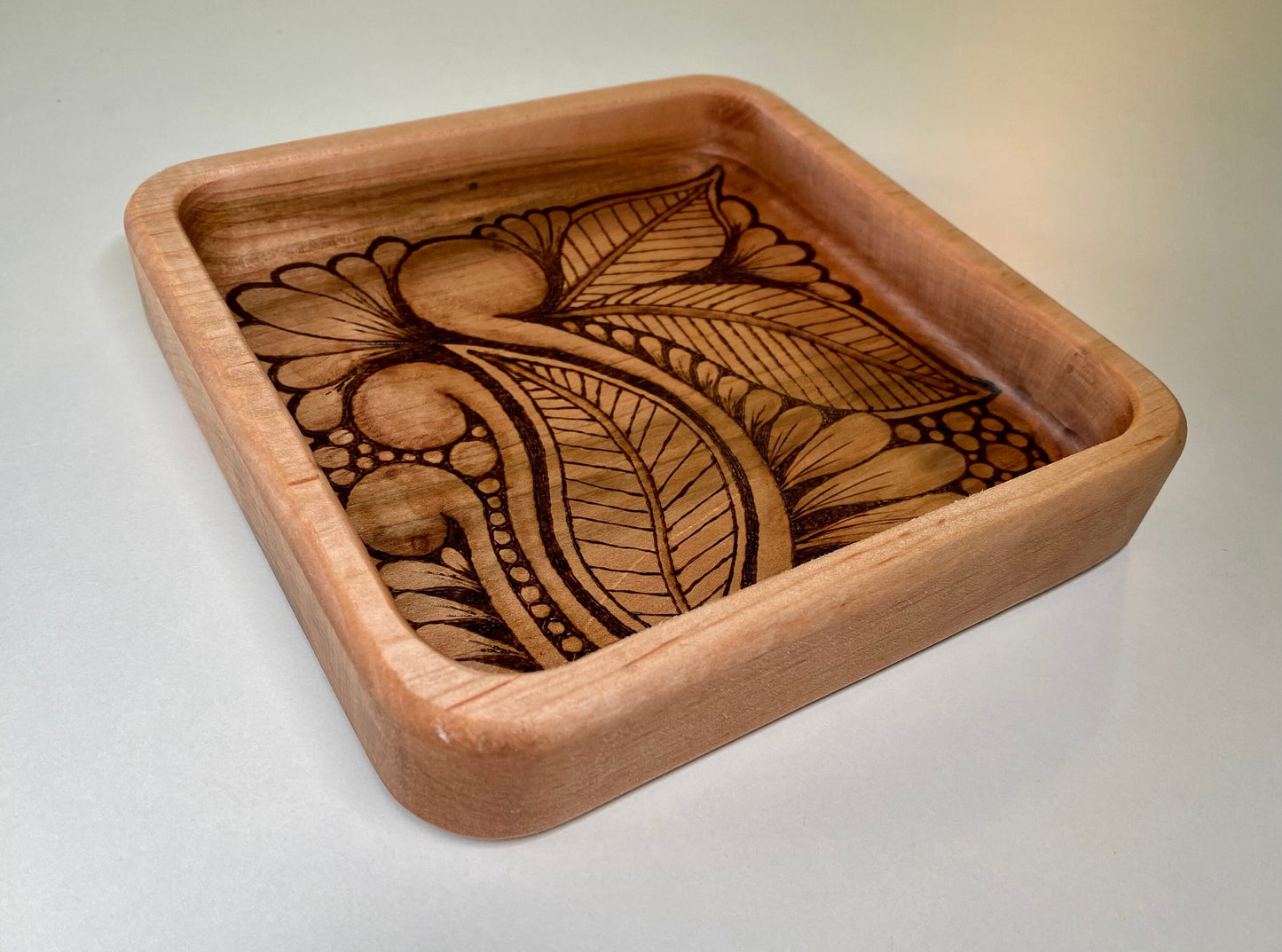 Handmade Keepsake/Valet Tray - Zentangle Design - Hand Drawn (no lasers) - Woodburned (Pyrography)